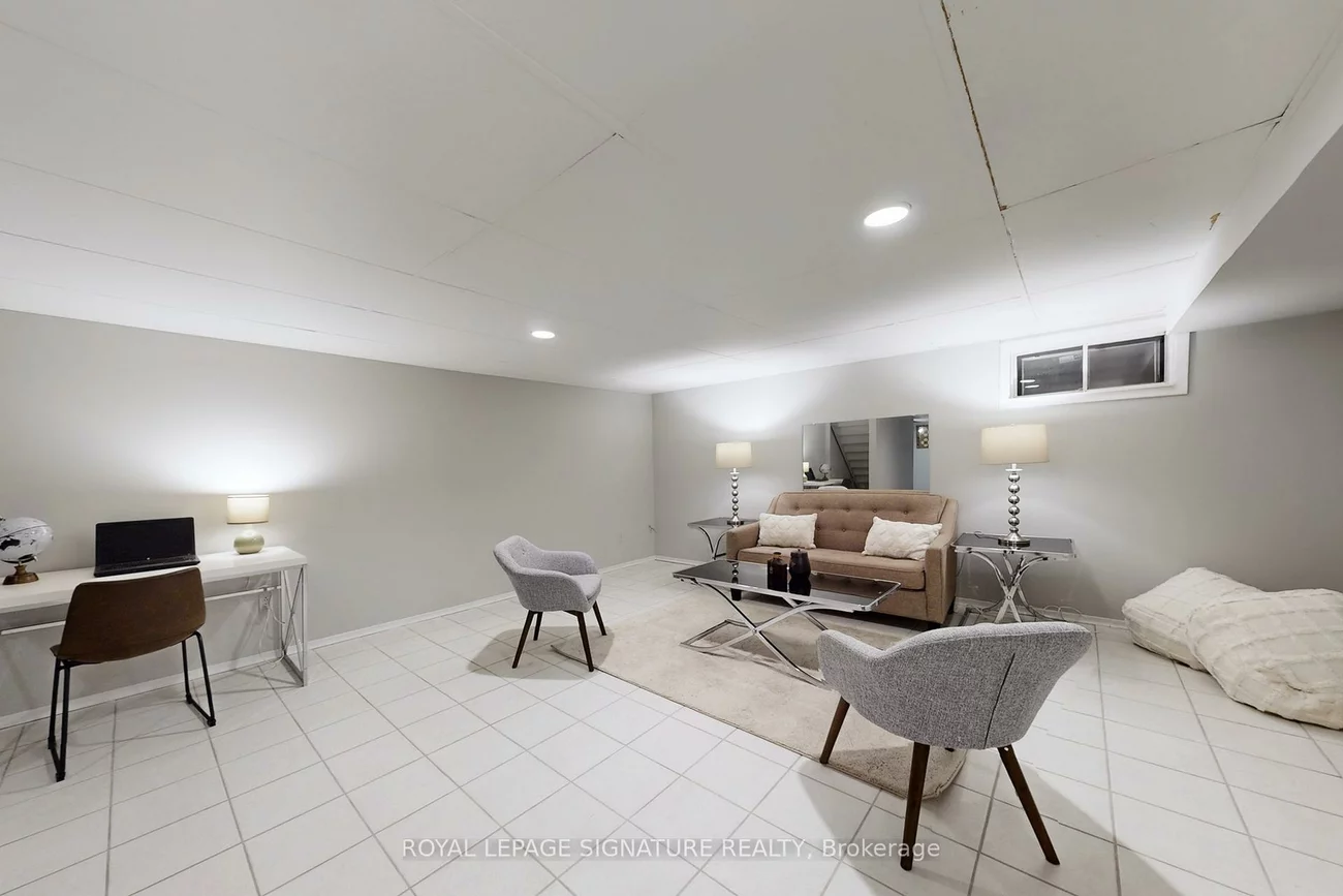 62, Valdor, Agincourt North, Toronto