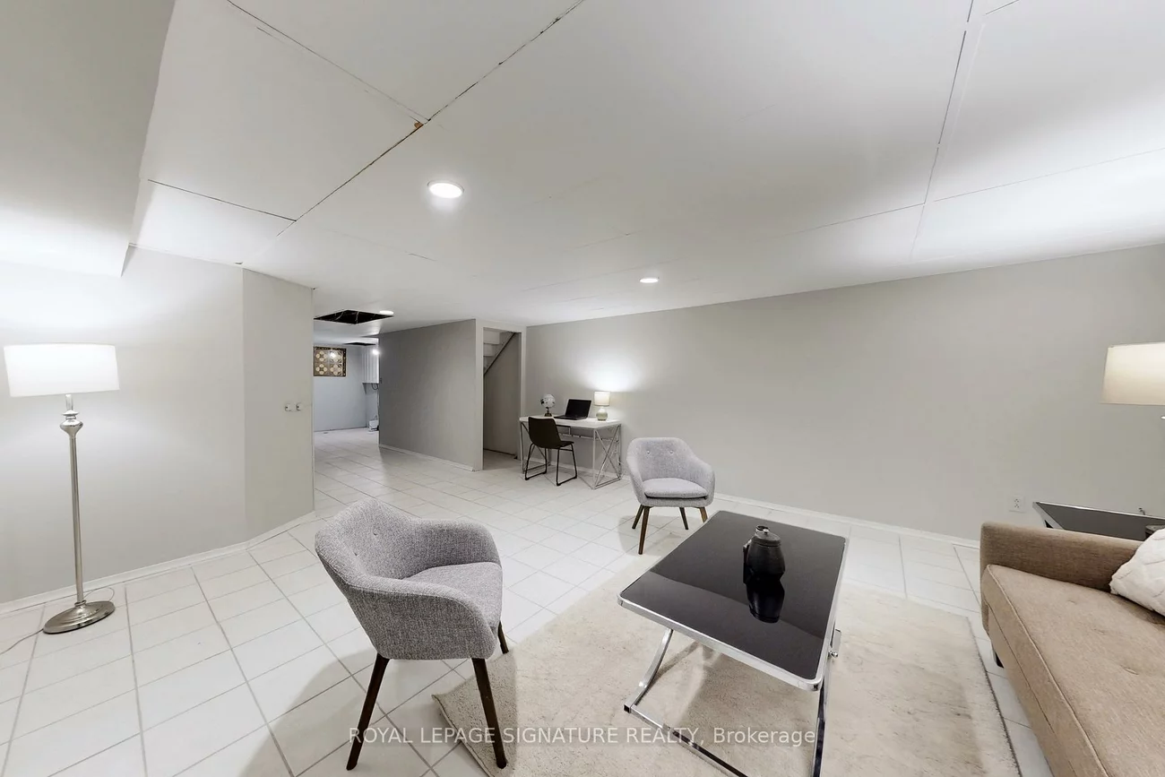 62, Valdor, Agincourt North, Toronto