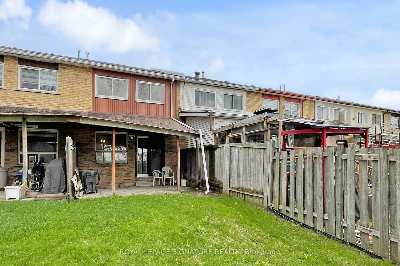 62, Valdor, Agincourt North, Toronto