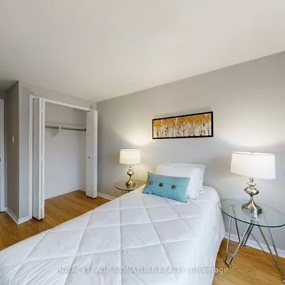 62, Valdor, Agincourt North, Toronto