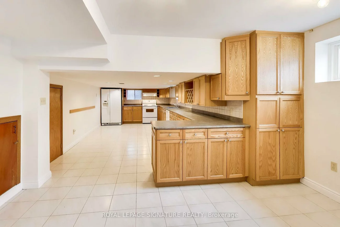 1, Charlemont, Tam O'Shanter-Sullivan, Toronto
