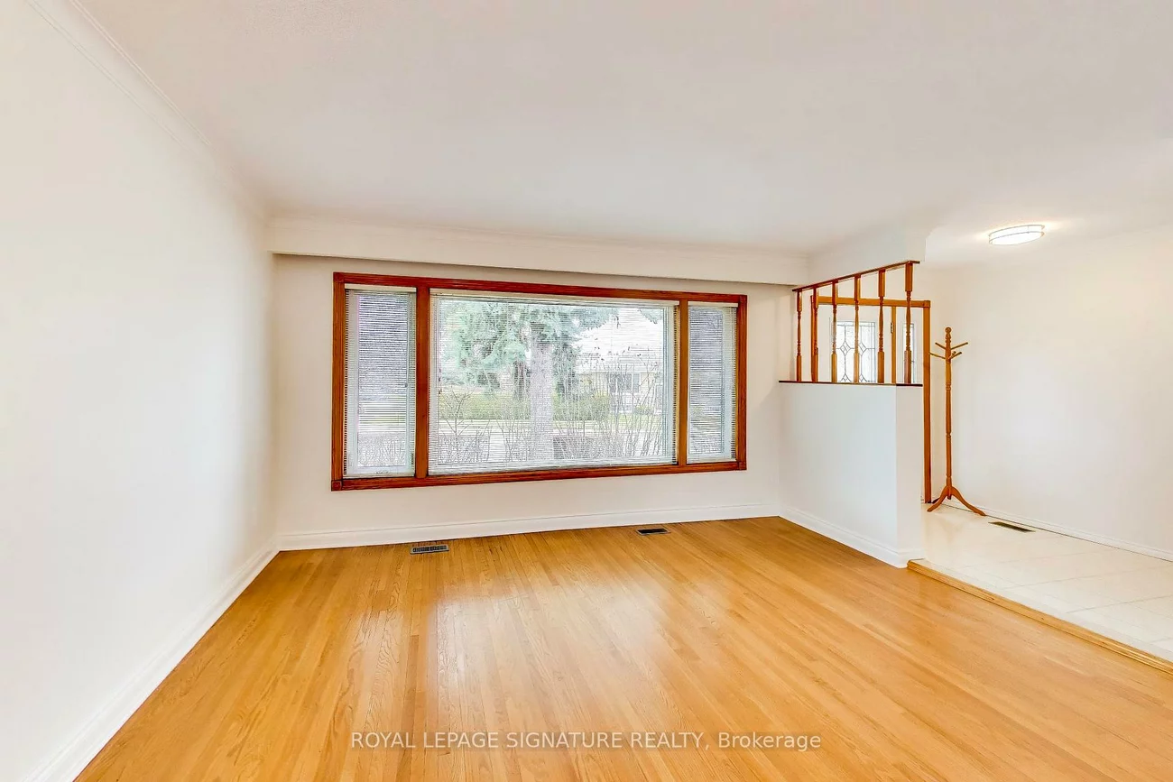 1, Charlemont, Tam O'Shanter-Sullivan, Toronto