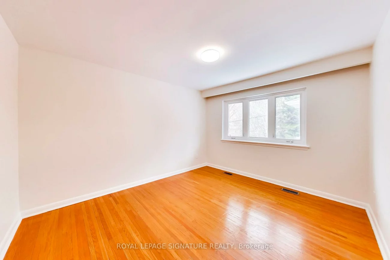 1, Charlemont, Tam O'Shanter-Sullivan, Toronto