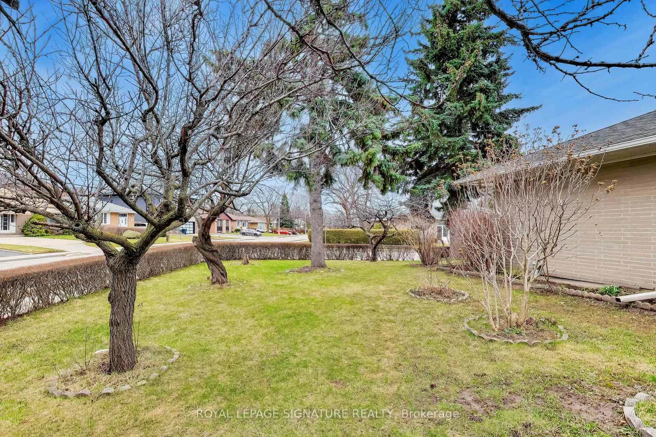 1, Charlemont, Tam O'Shanter-Sullivan, Toronto