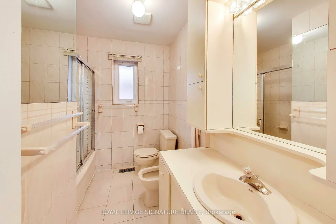 1, Charlemont, Tam O'Shanter-Sullivan, Toronto