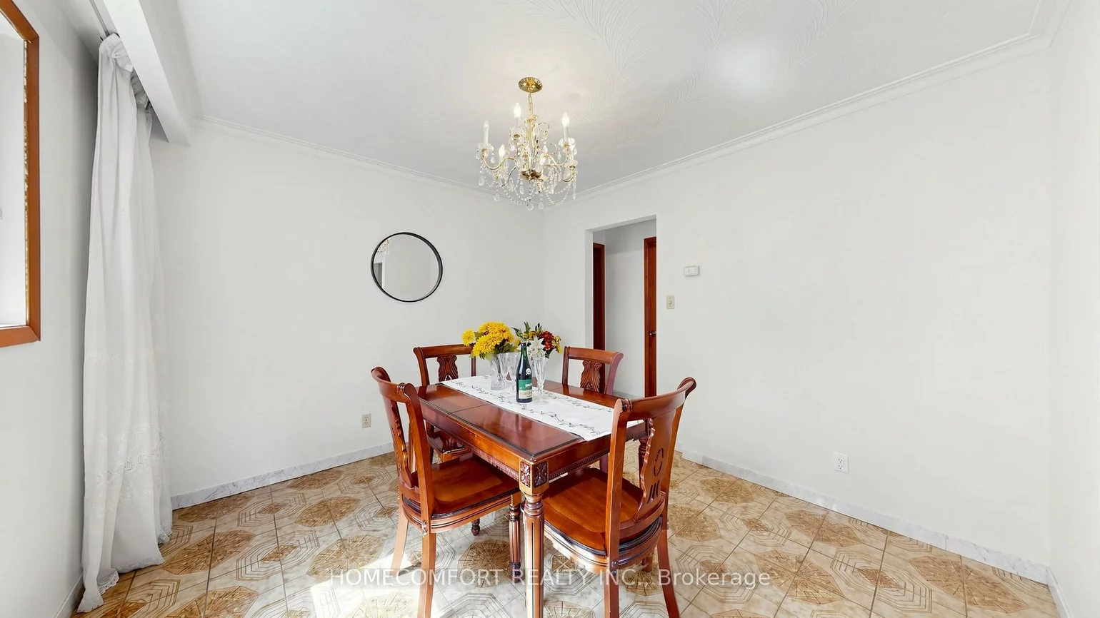 76, Barrington, Woodbine-Lumsden, Toronto