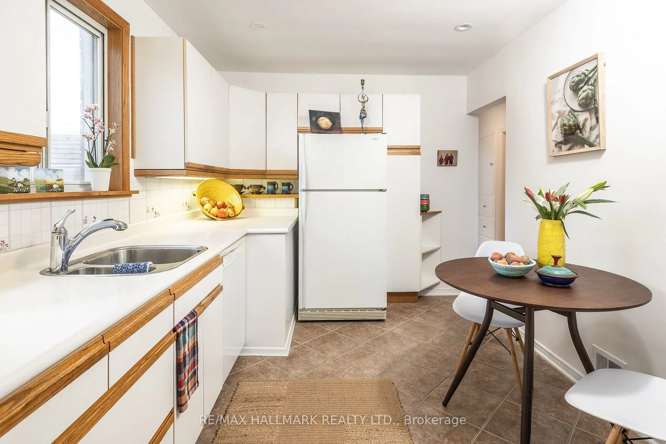 28, Crosland, Wexford-Maryvale, Toronto