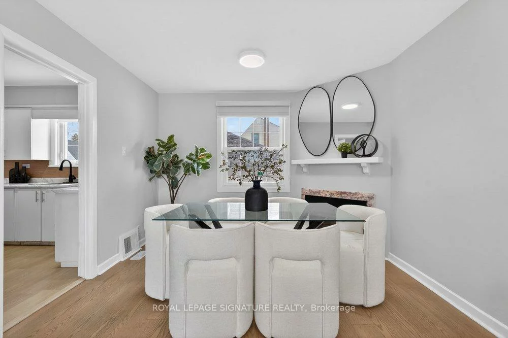 3244, St Clair, Clairlea-Birchmount, Toronto