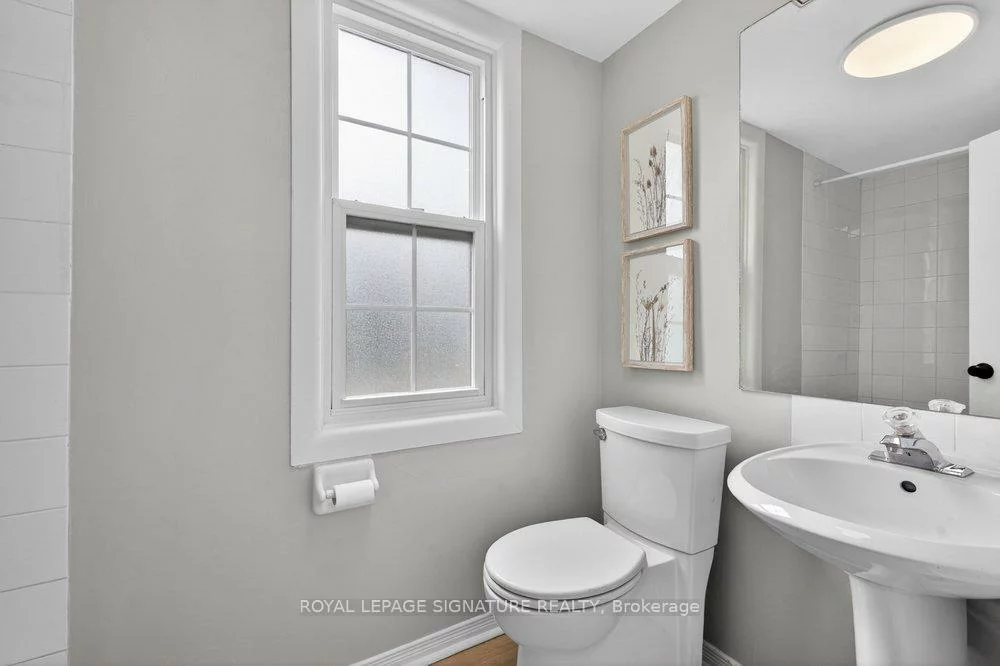 3244, St Clair, Clairlea-Birchmount, Toronto