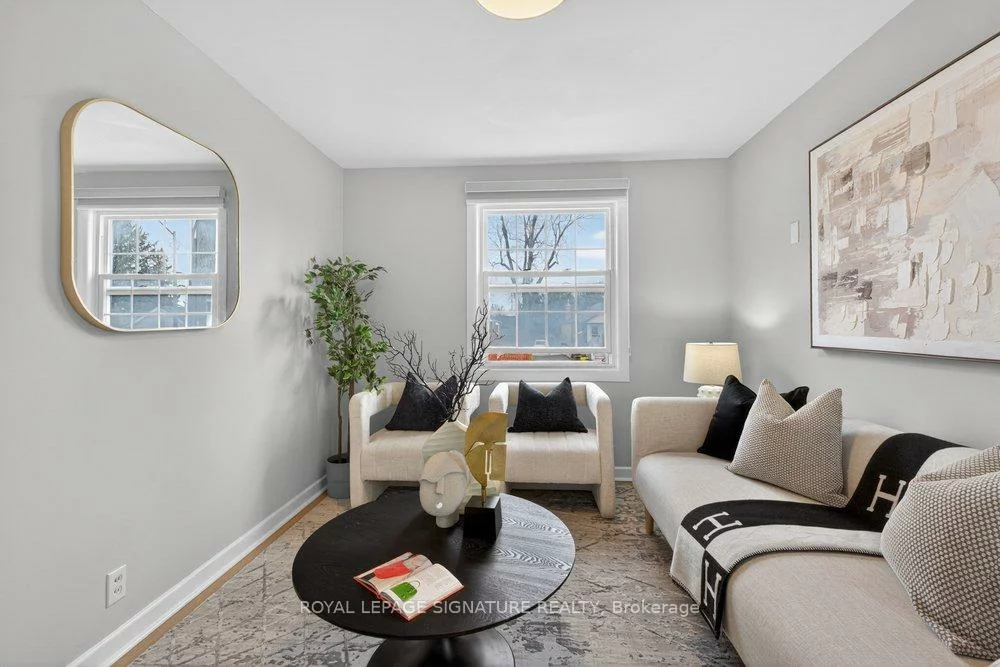 3244, St Clair, Clairlea-Birchmount, Toronto