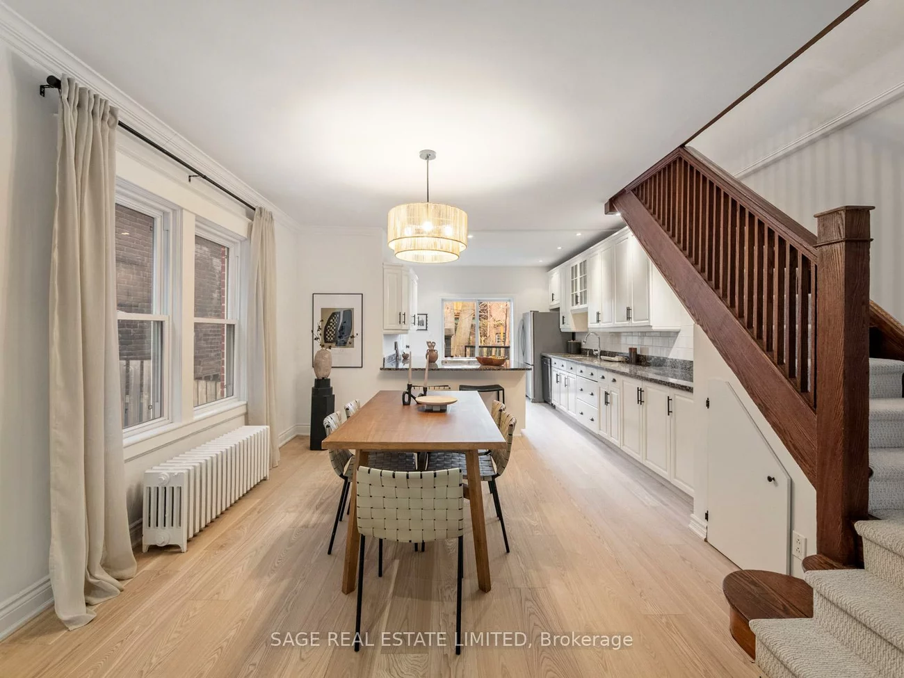 97, Bowmore, Woodbine Corridor, Toronto