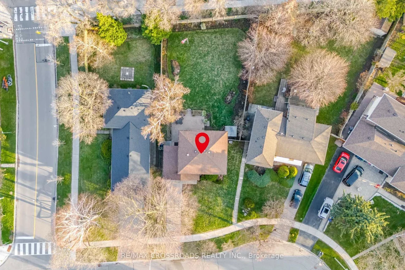 19, Portico, Woburn, Toronto