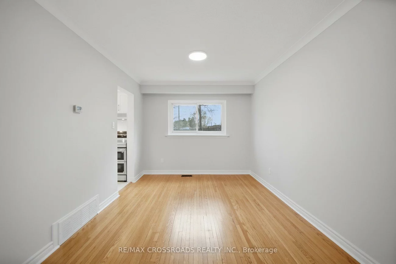 19, Portico, Woburn, Toronto