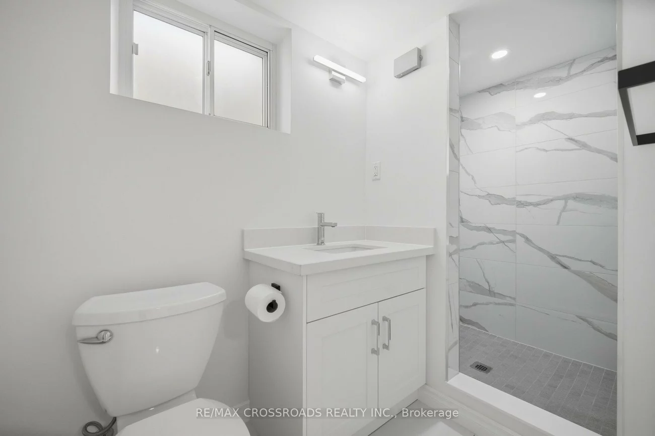 19, Portico, Woburn, Toronto