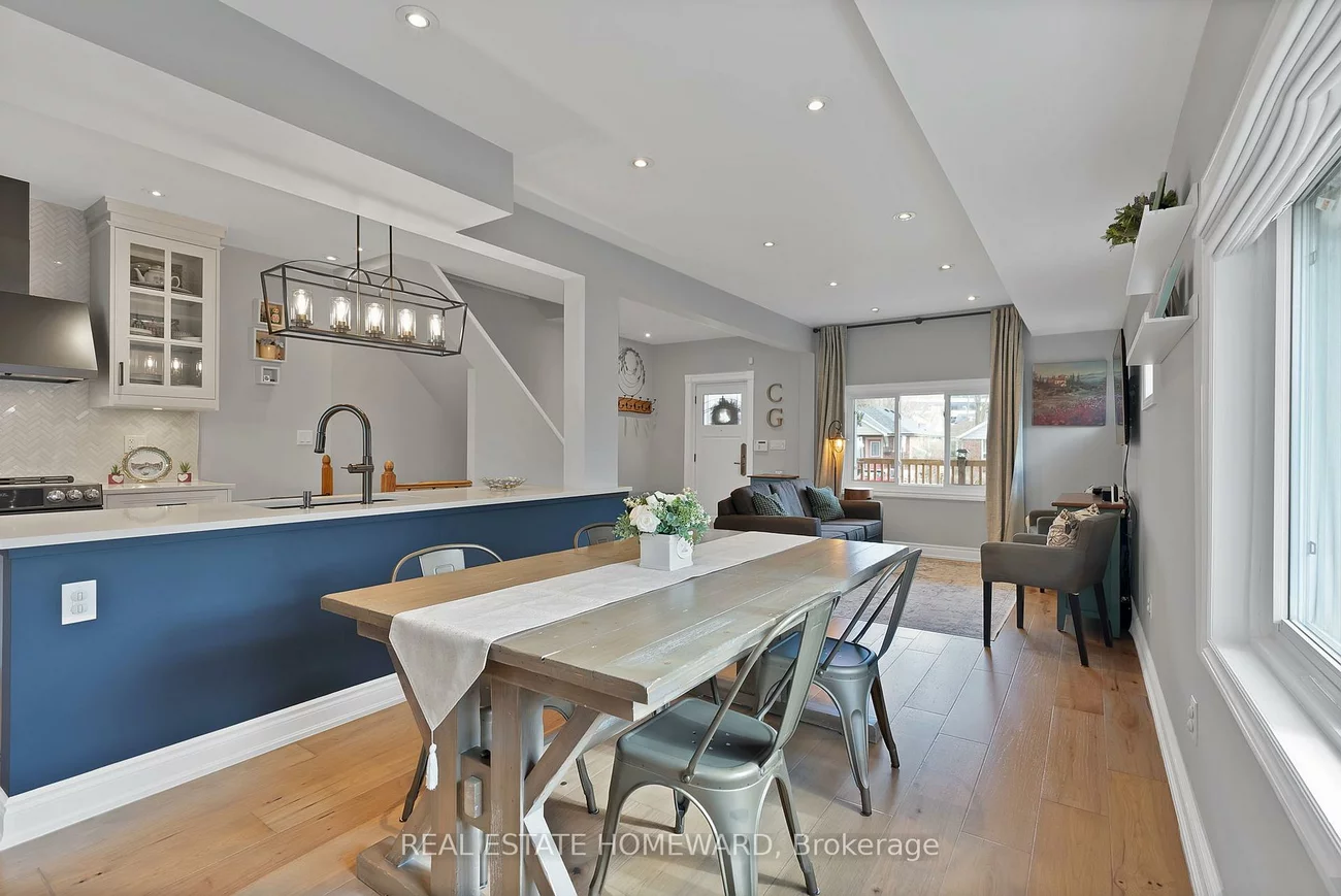 2, Lynn, Birchcliffe-Cliffside, Toronto