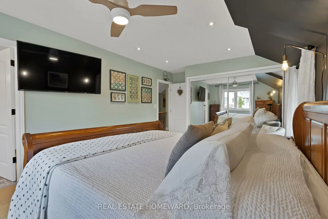 2, Lynn, Birchcliffe-Cliffside, Toronto