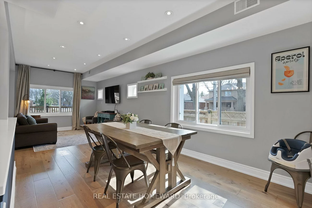 2, Lynn, Birchcliffe-Cliffside, Toronto