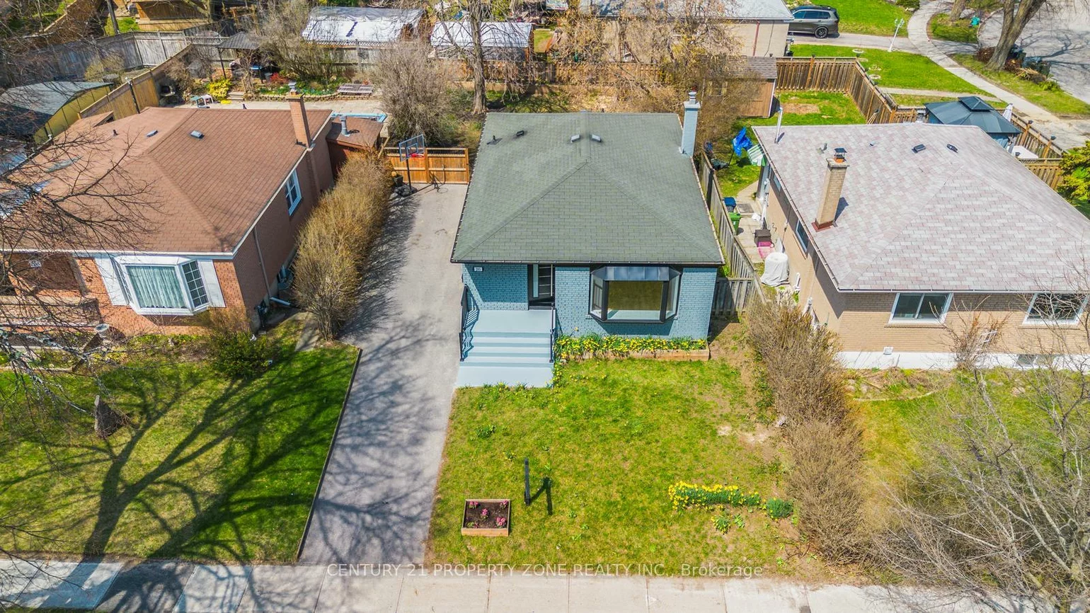 203, Toynbee, Guildwood, Toronto