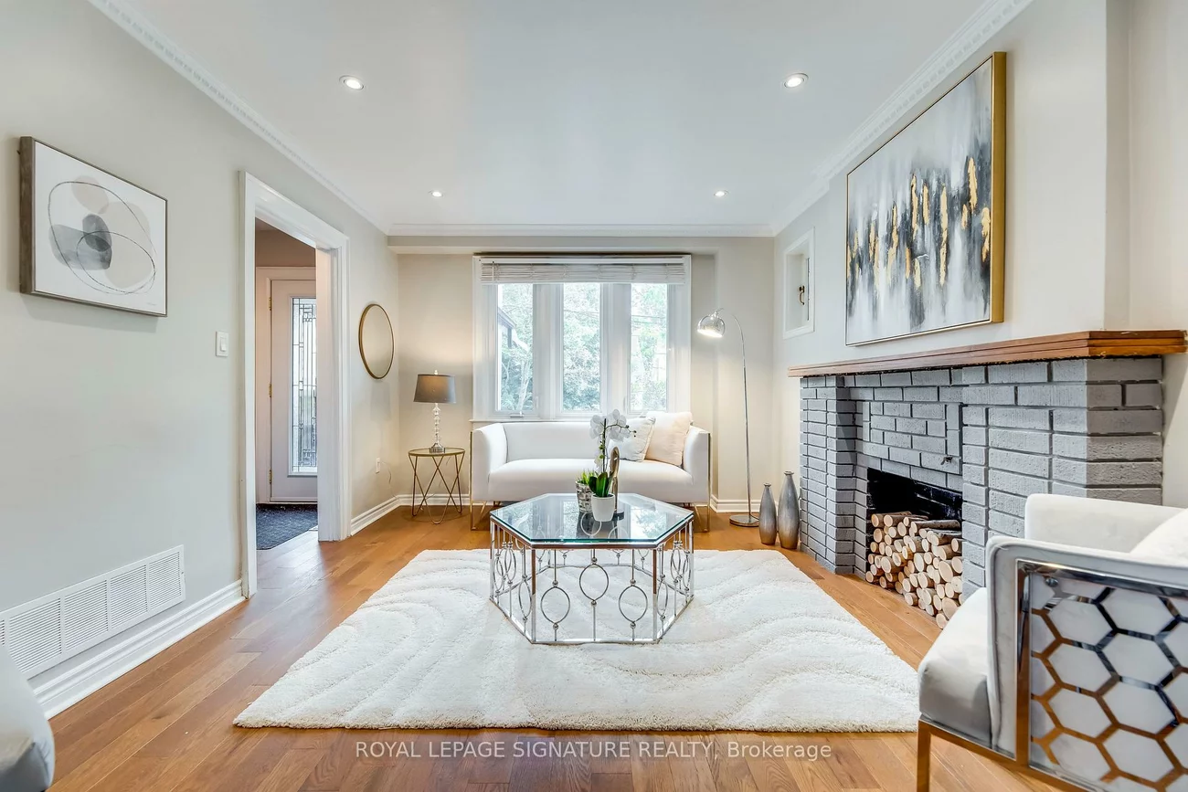 118, Blantyre, Birchcliffe-Cliffside, Toronto