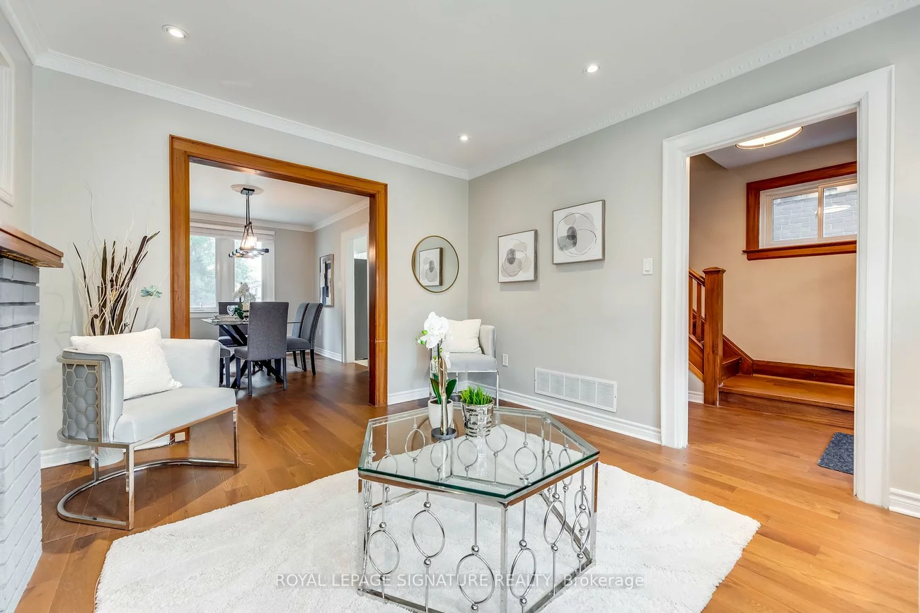 118, Blantyre, Birchcliffe-Cliffside, Toronto