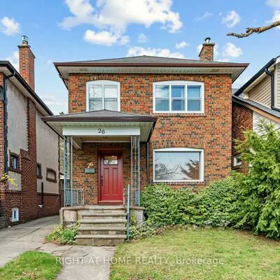 26, Maryland, Crescent Town, Toronto