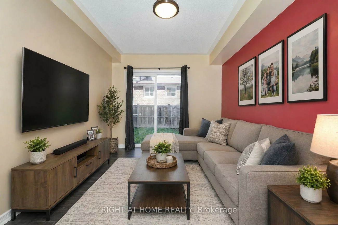 48, Curran Hall, Morningside, Toronto