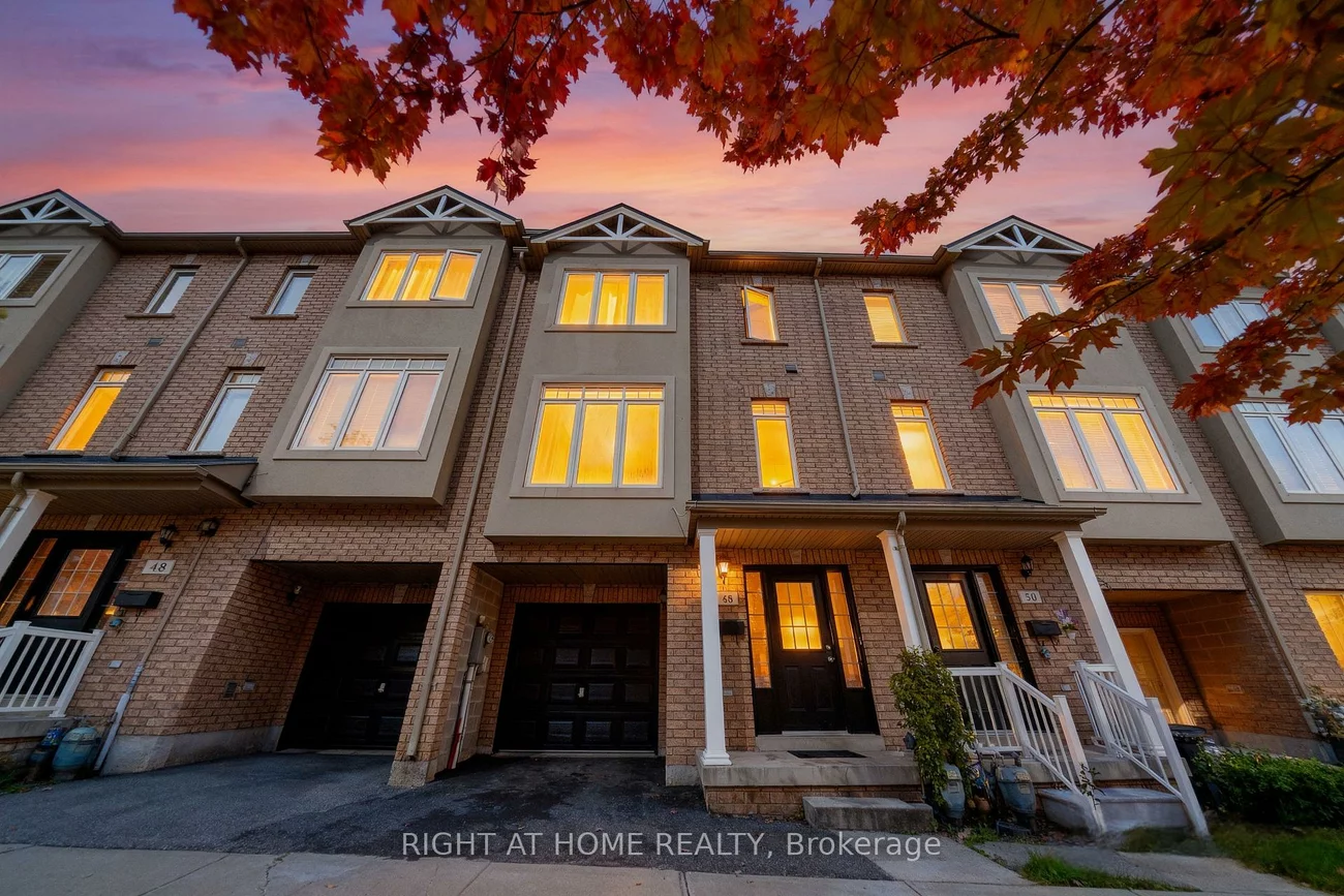 48, Curran Hall, Morningside, Toronto