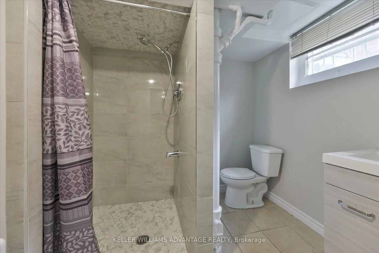 27, Innismore, Wexford-Maryvale, Toronto