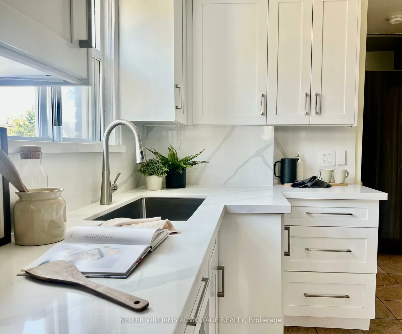 27, Innismore, Wexford-Maryvale, Toronto
