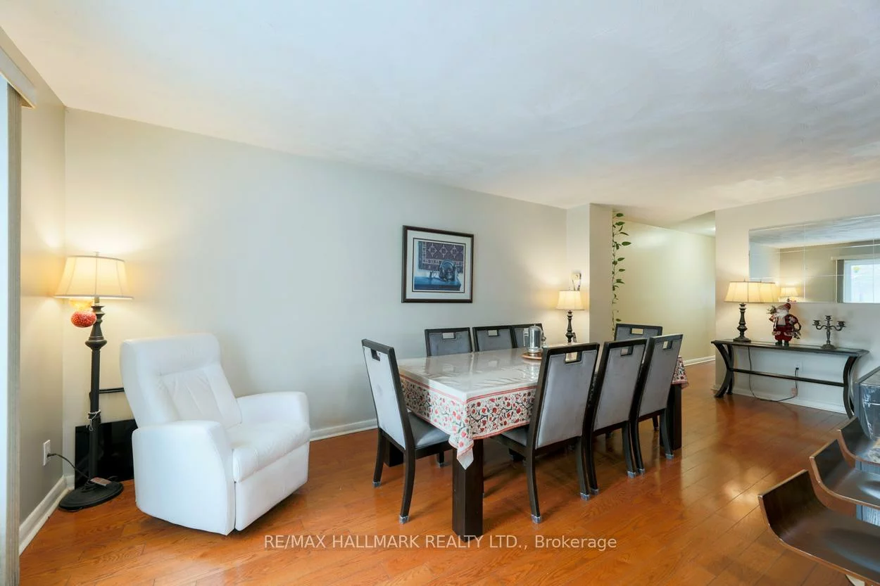 12, Trinnell, Clairlea-Birchmount, Toronto
