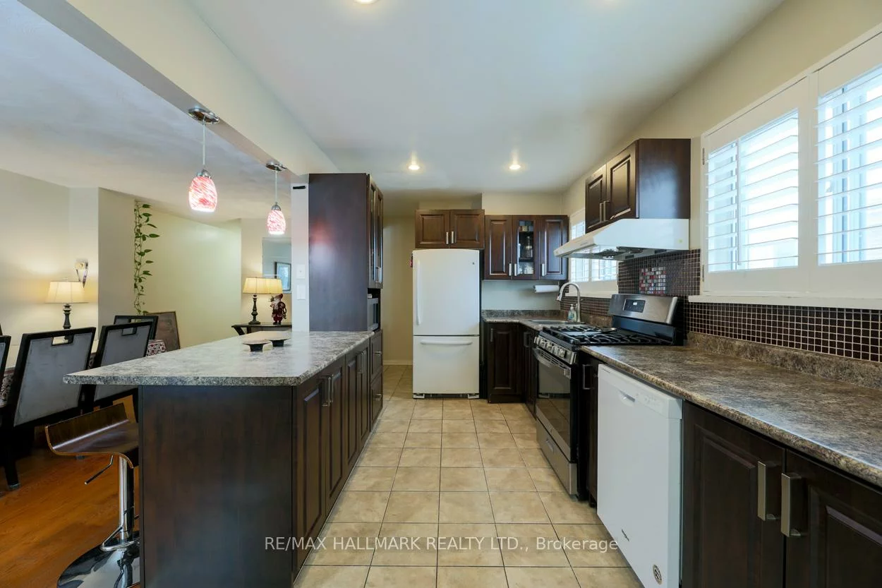 12, Trinnell, Clairlea-Birchmount, Toronto