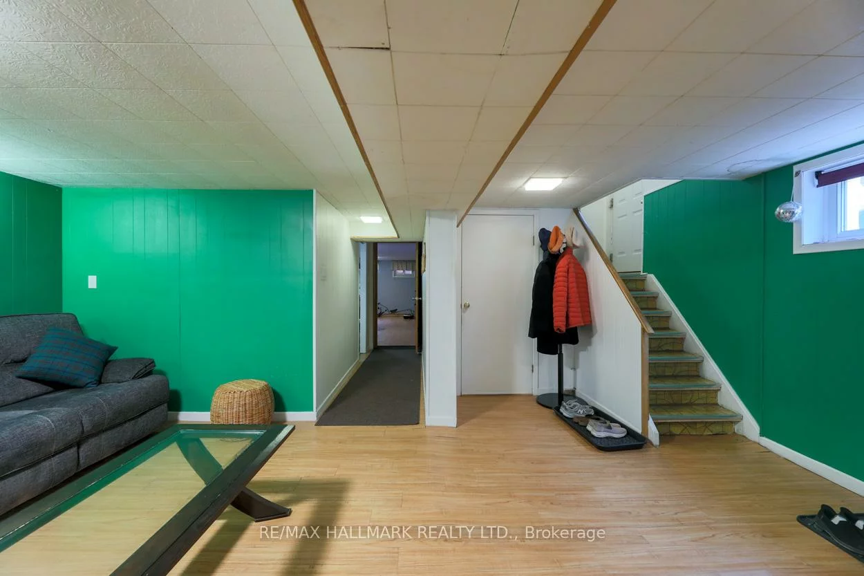 12, Trinnell, Clairlea-Birchmount, Toronto