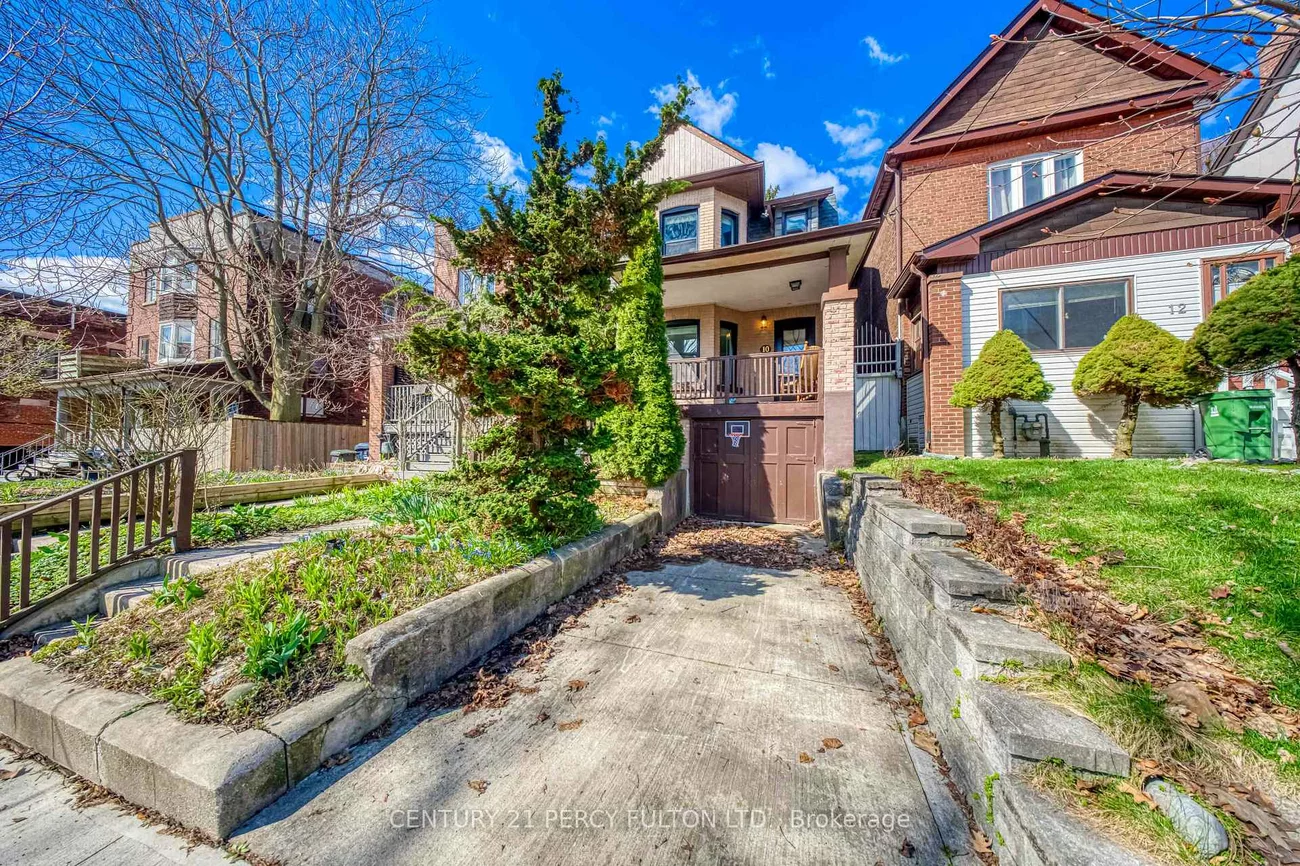10, Redwood, Greenwood-Coxwell, Toronto