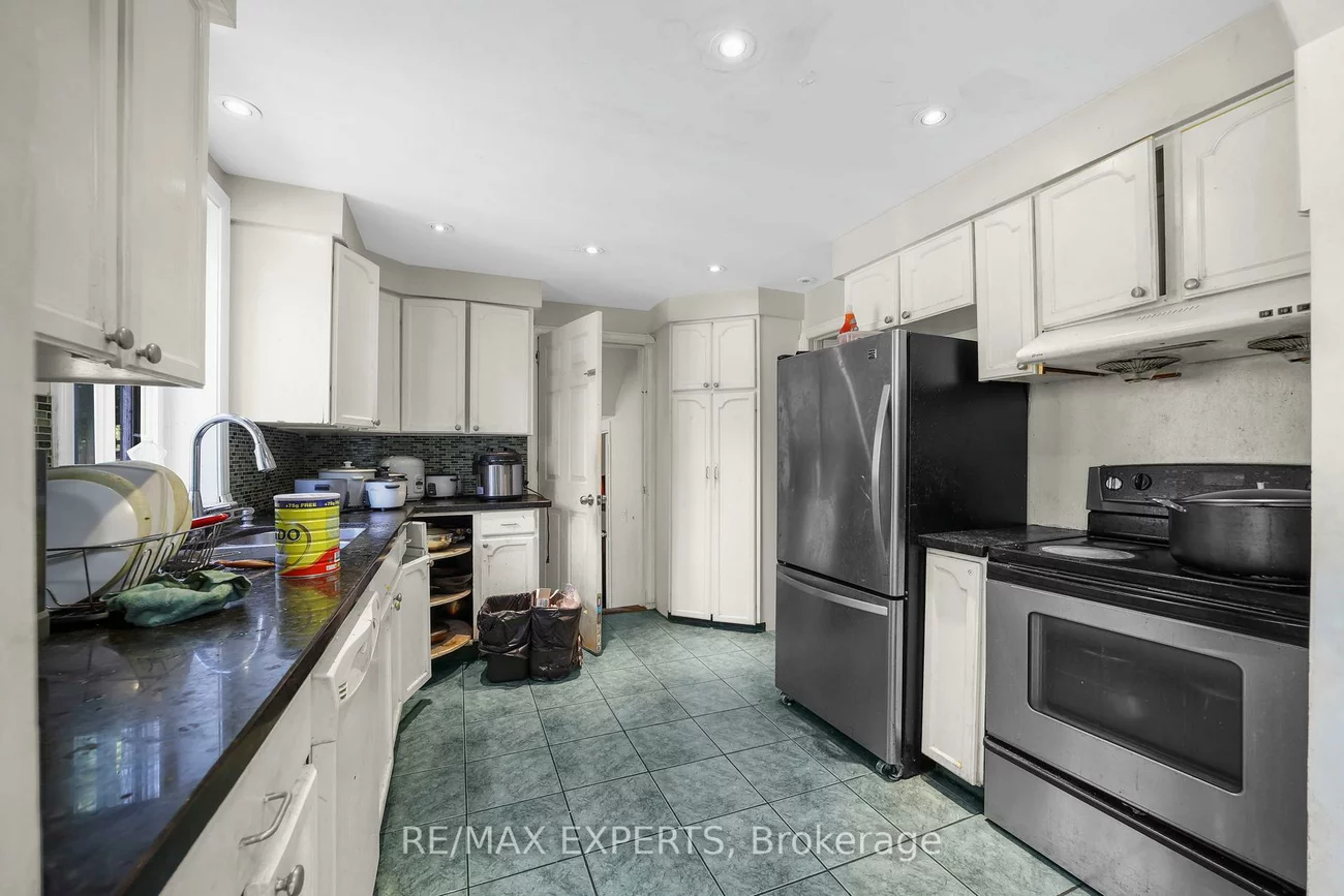 16, Bellehaven, Scarborough Village, Toronto
