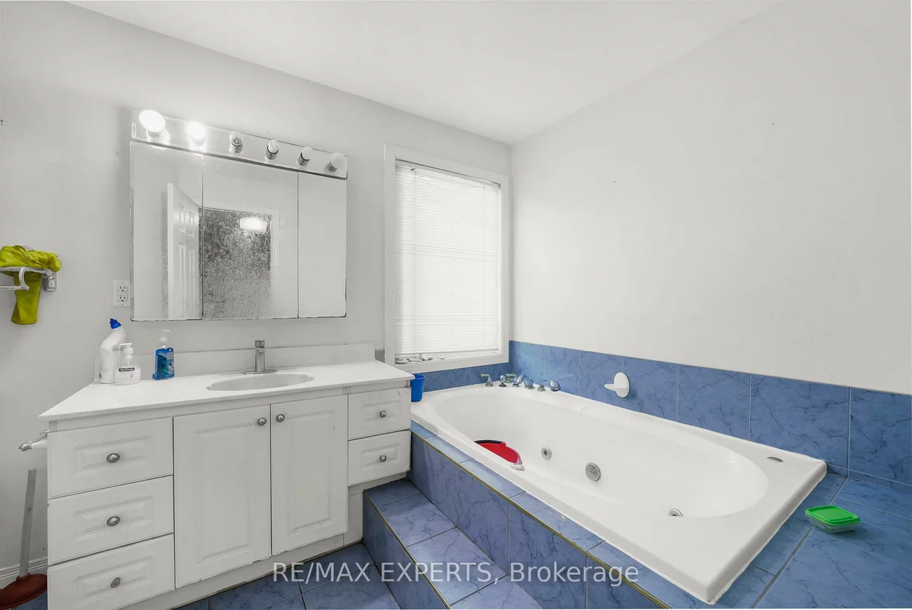 16, Bellehaven, Scarborough Village, Toronto