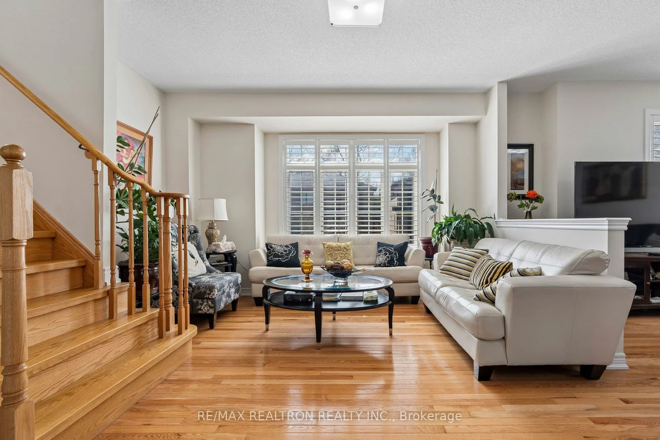 12, Dale, Guildwood, Toronto