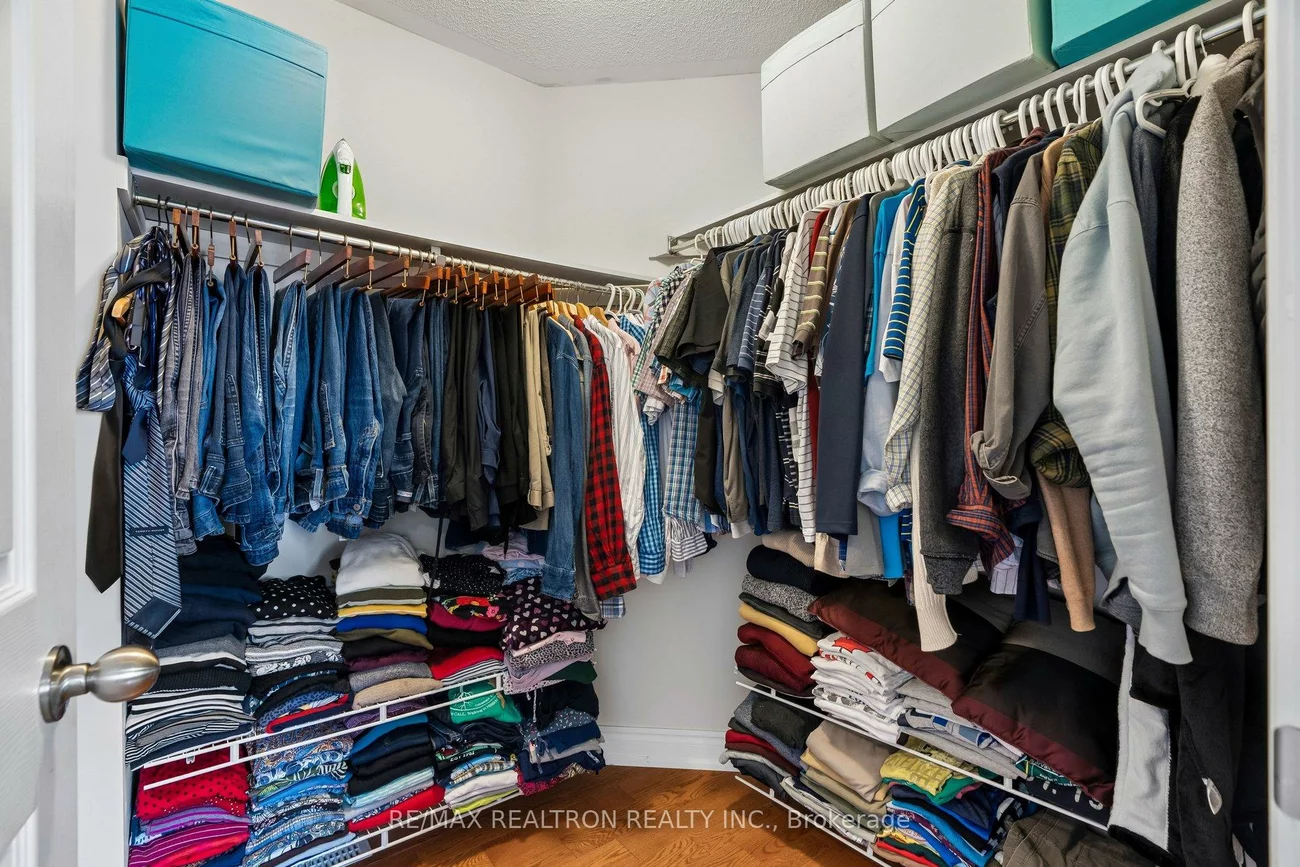 12, Dale, Guildwood, Toronto