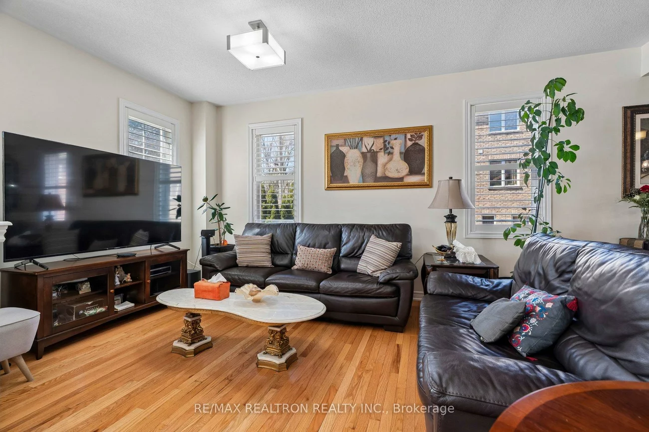 12, Dale, Guildwood, Toronto
