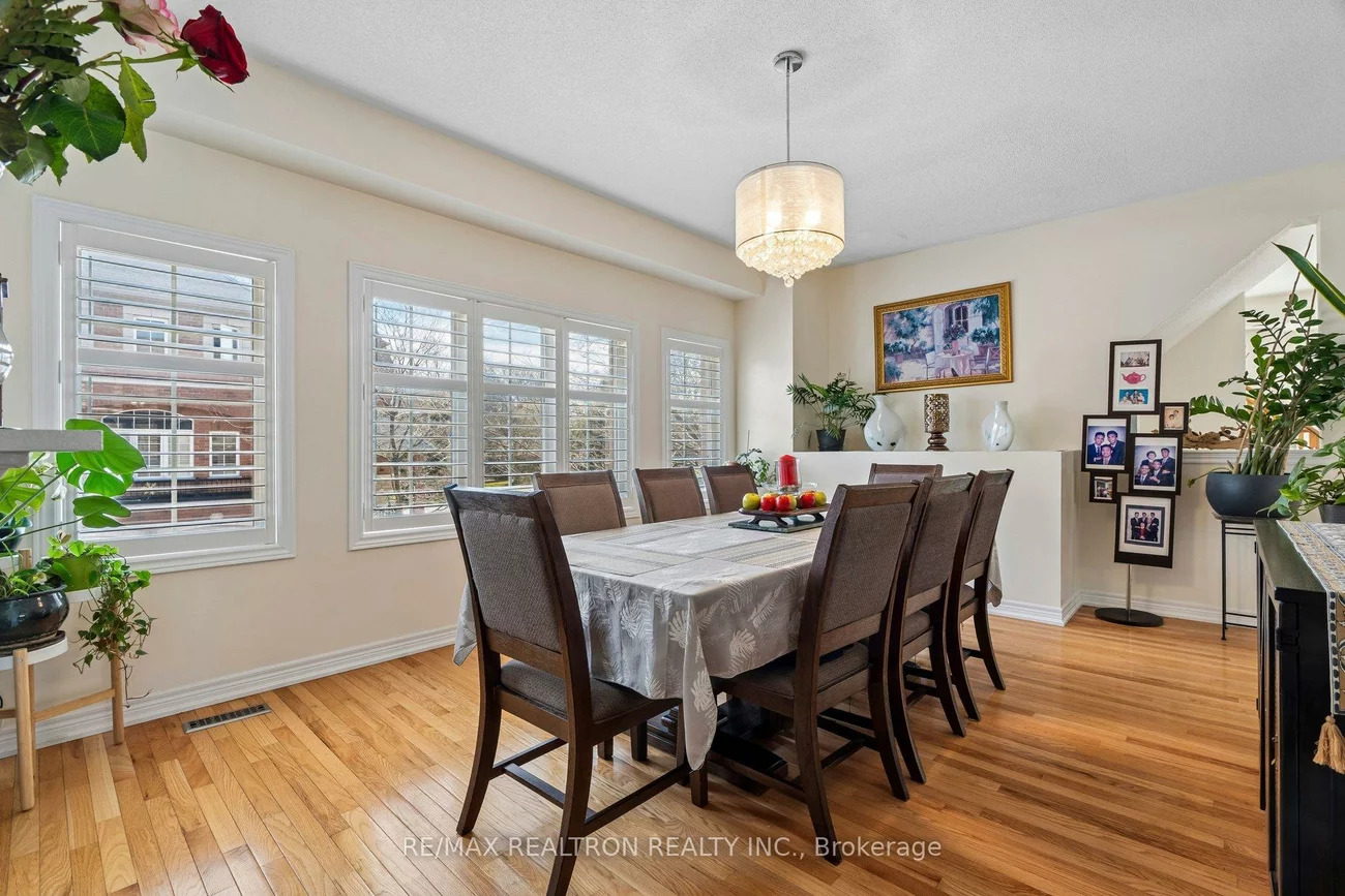 12, Dale, Guildwood, Toronto