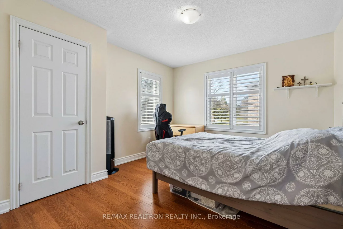 12, Dale, Guildwood, Toronto