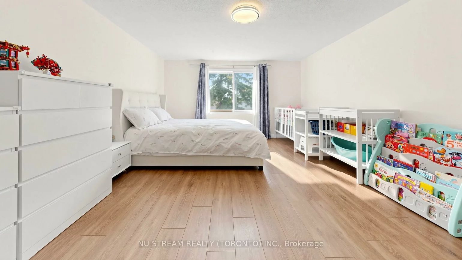 26, Alexmuir, Agincourt North, Toronto