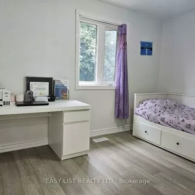 15, Barnes, Woburn, Toronto