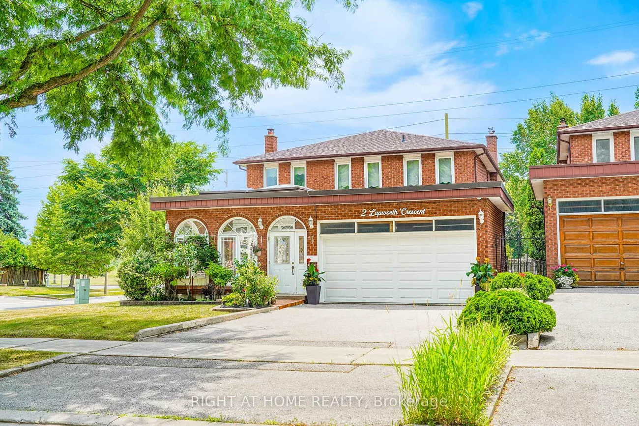 2, Lapworth, Steeles, Toronto