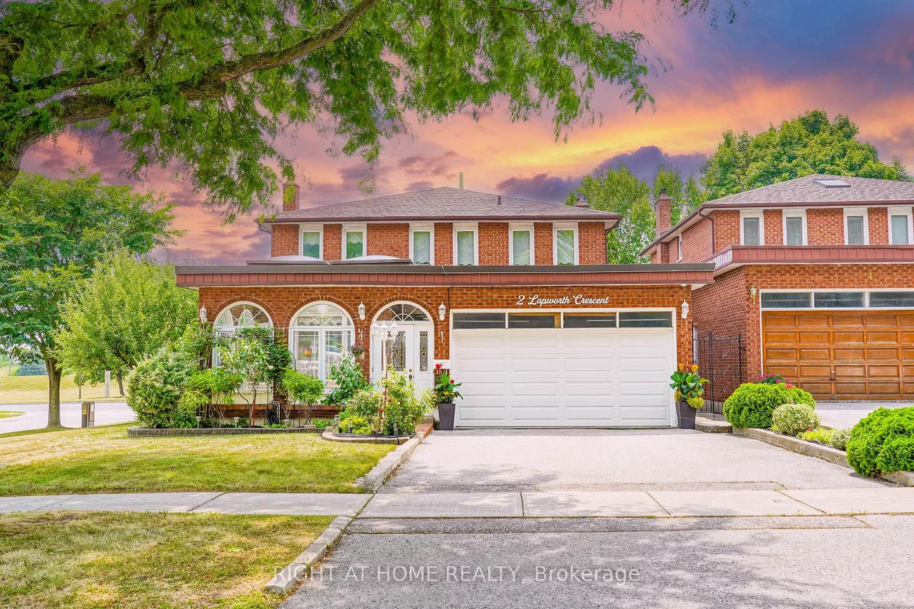 2, Lapworth, Steeles, Toronto