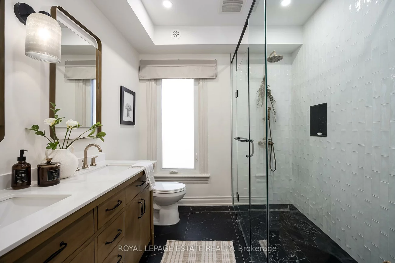 516, Eastern, South Riverdale, Toronto