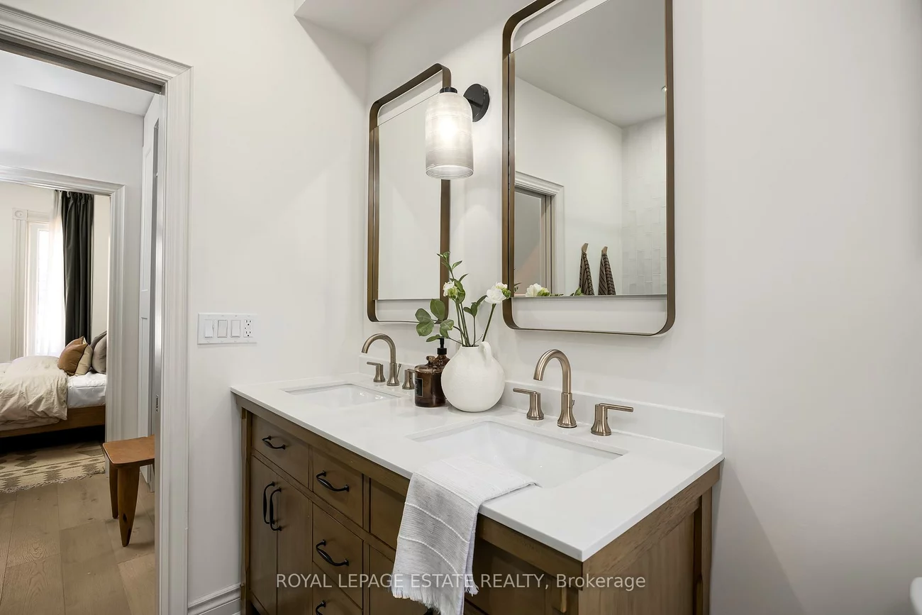 516, Eastern, South Riverdale, Toronto