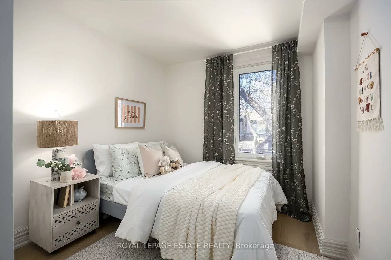 516, Eastern, South Riverdale, Toronto