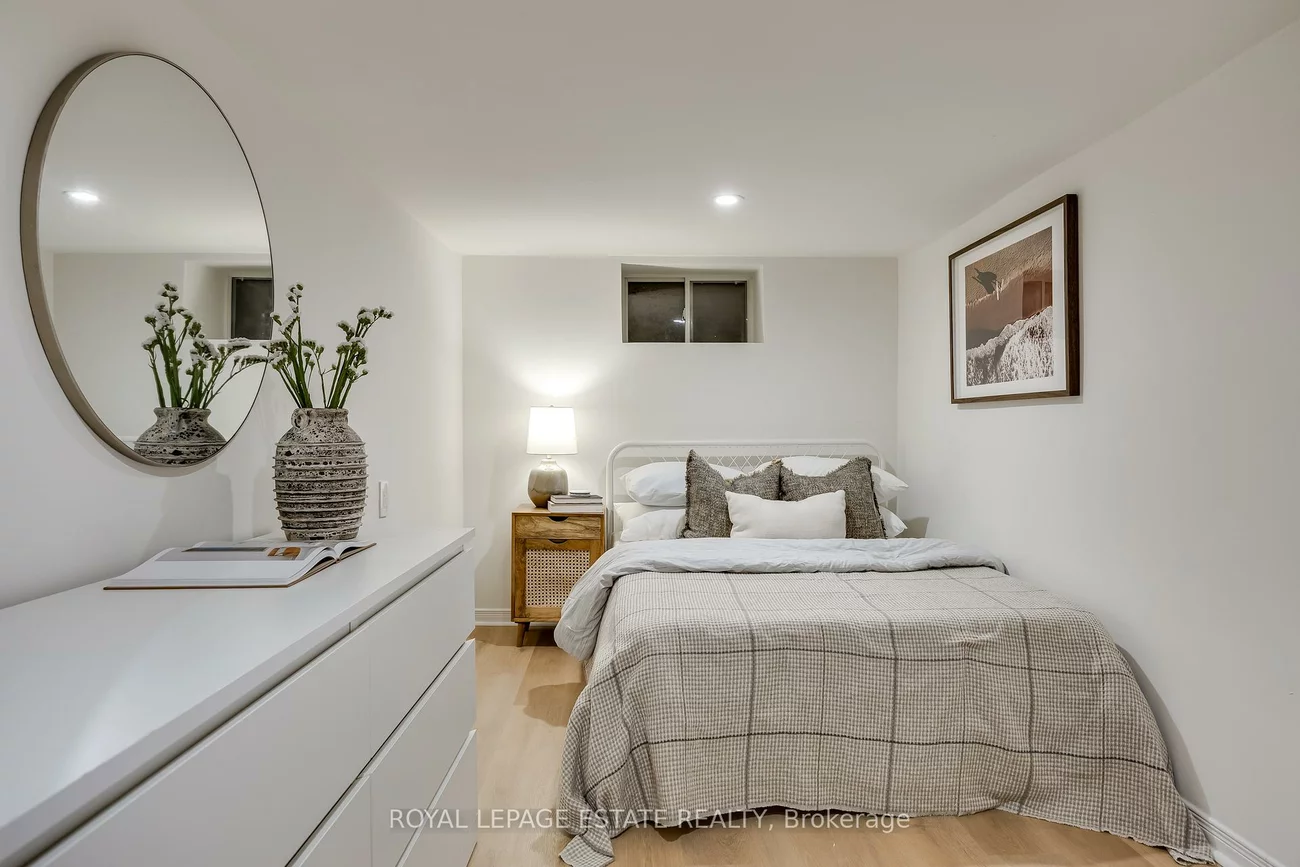 516, Eastern, South Riverdale, Toronto