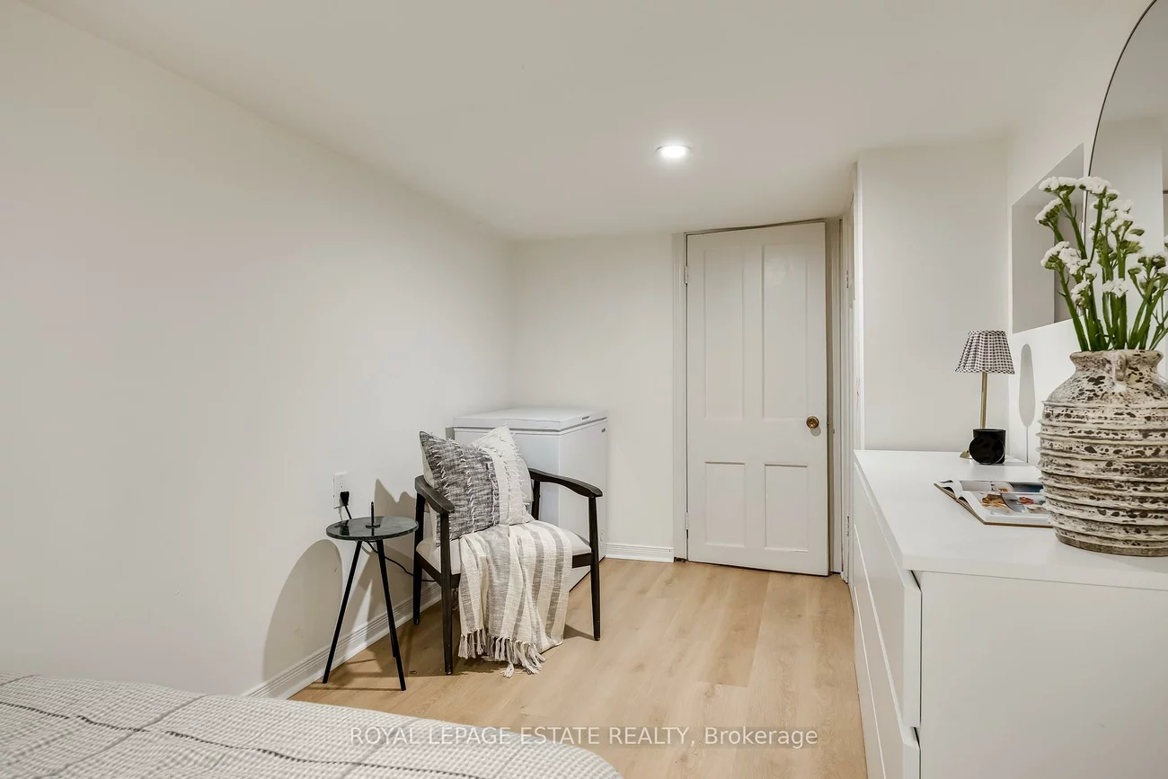 516, Eastern, South Riverdale, Toronto