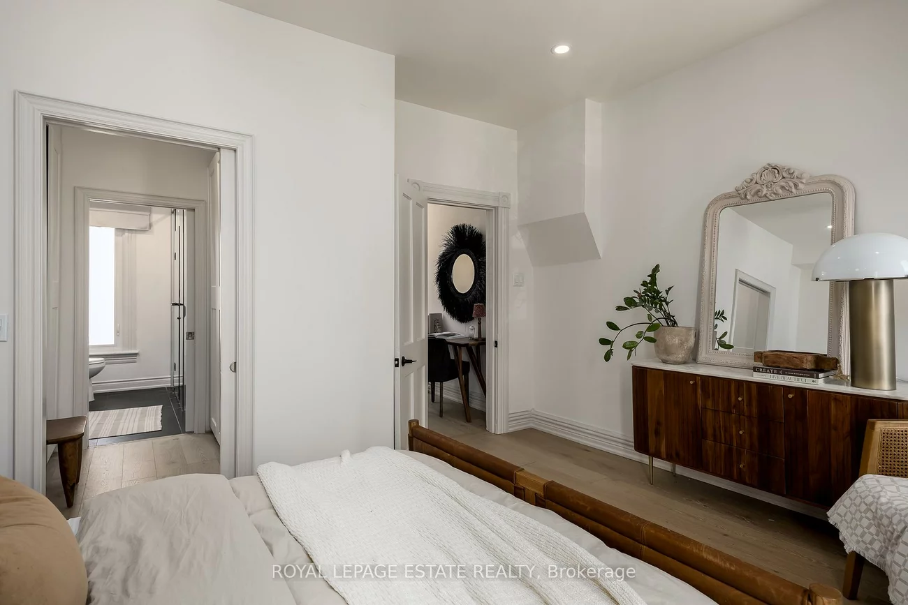 516, Eastern, South Riverdale, Toronto